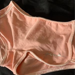 Size S Victoria’s Secret Pink cheeky boyshorts NWOT